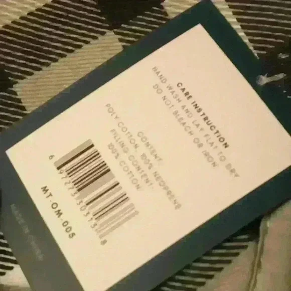 NWT - Revival Brands Neoprene Black & White Oven Mitt - Picture 9 of 10